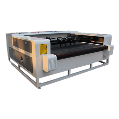 Mutual Movable 4 Heads Laser Engraving Cutting Machine 80W 100W For Nylon Rug Mat Carpet